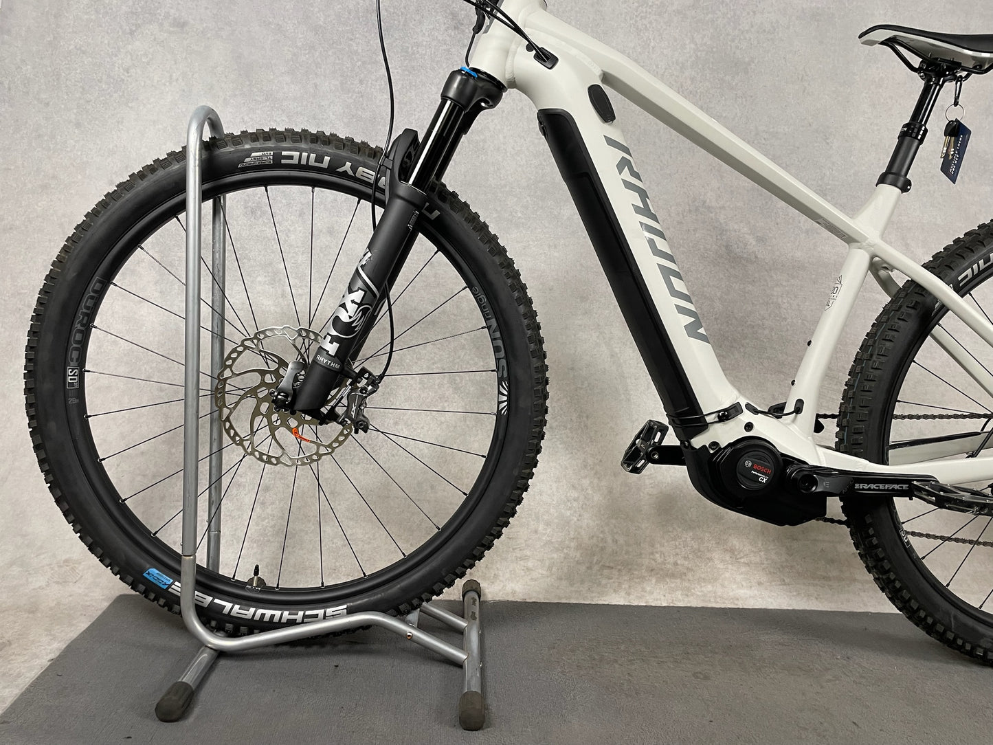 Radon Jealous Hybrid 10.0 625