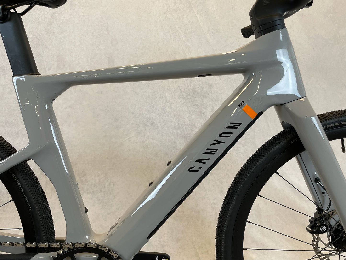 Canyon Roadlite:ON CF 9 LTD