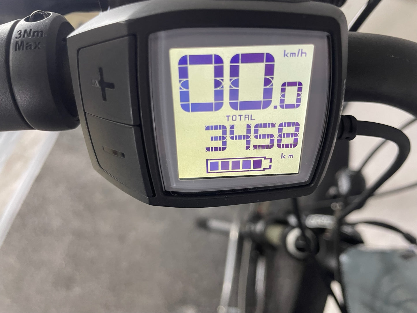 Cube Touring Hybrid One