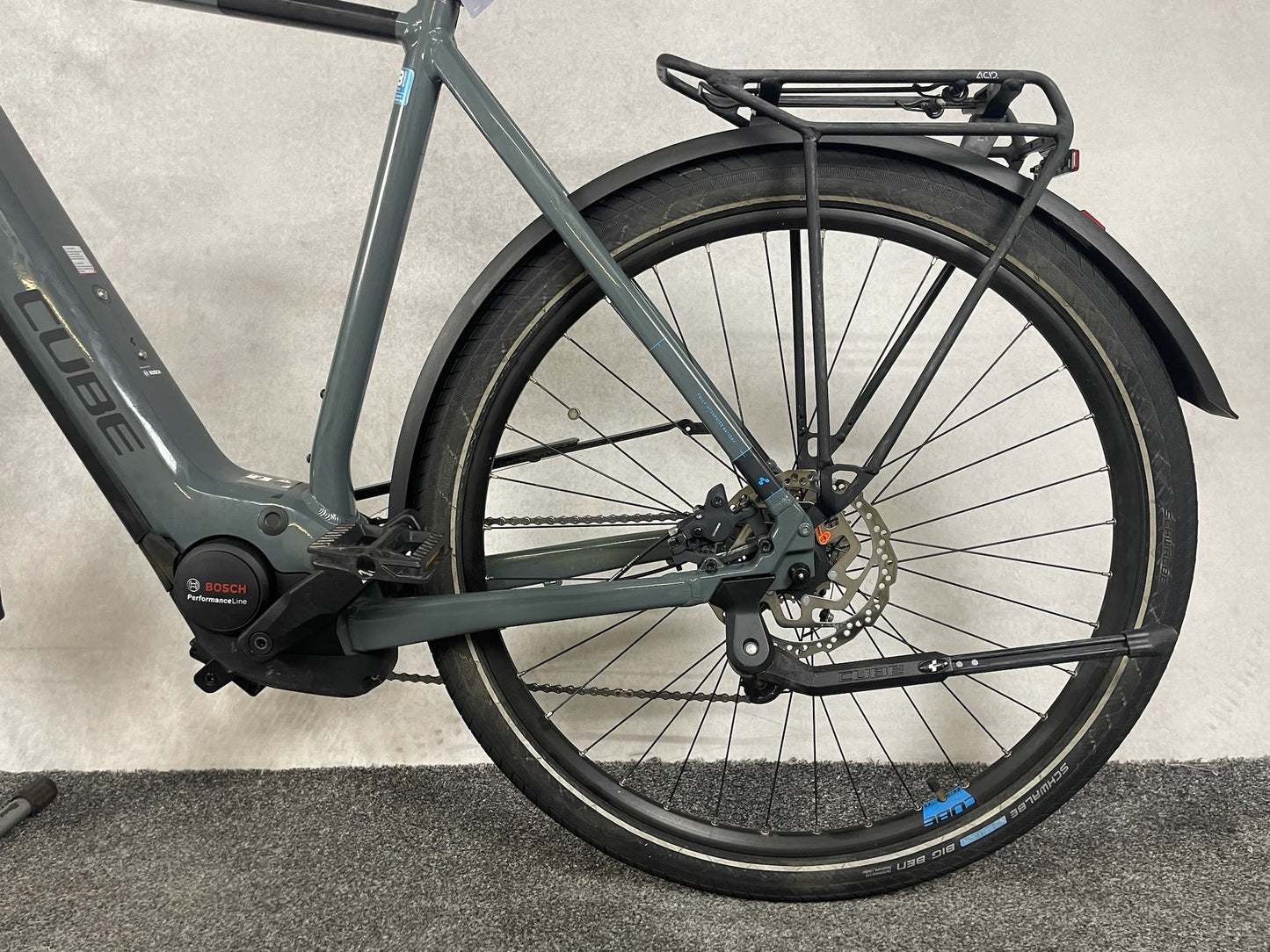 Cube Touring Hybrid One