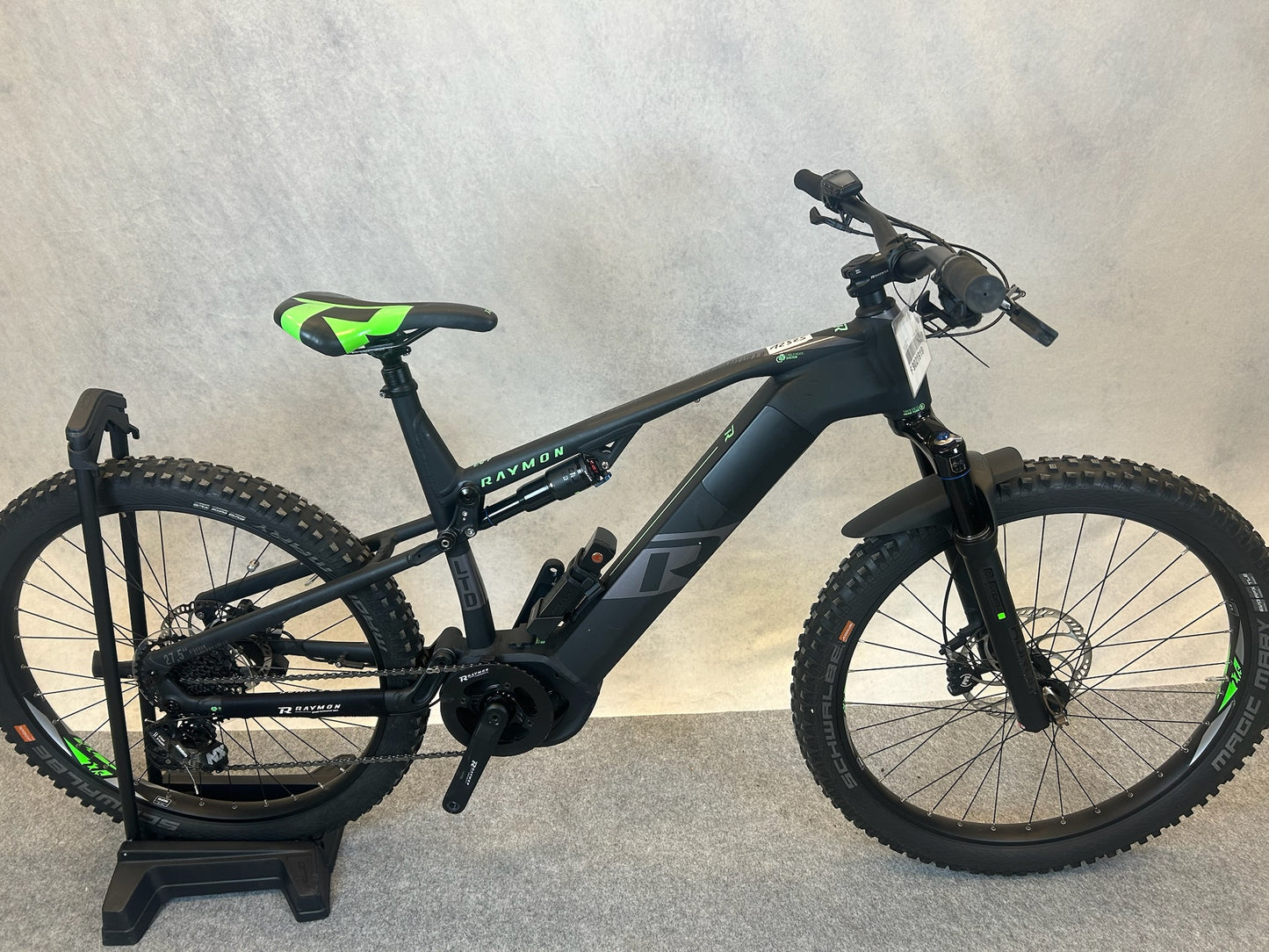R Raymon LTD 1.0