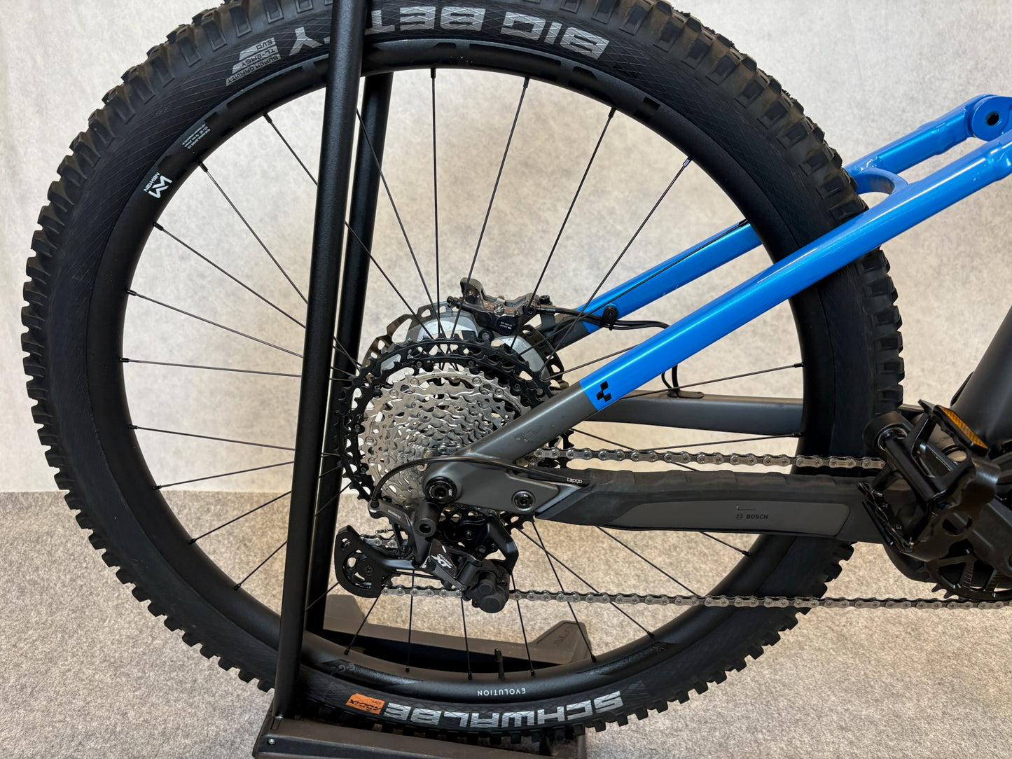 Cube Stereo 140 HPC Hybrid Actionteam
