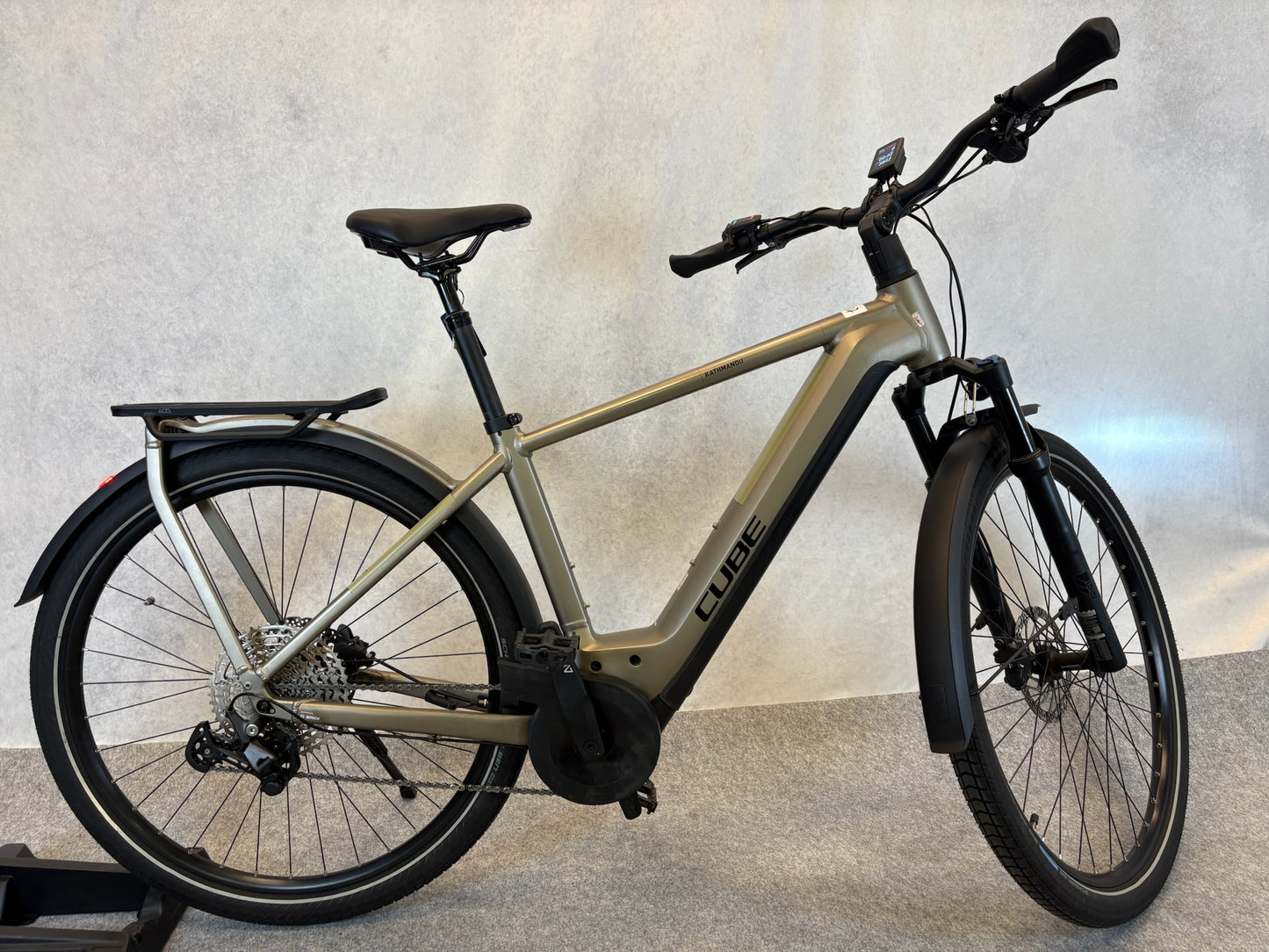 Cube Kathmandu Hybrid Pro 750