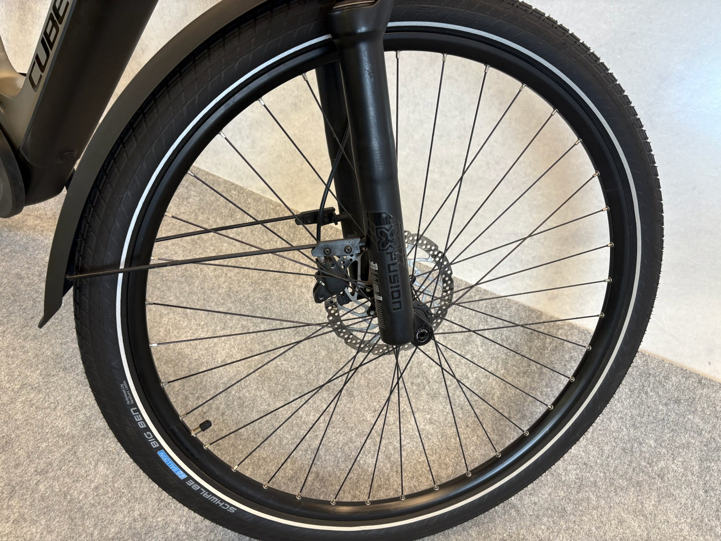 Cube Kathmandu Hybrid Pro 750