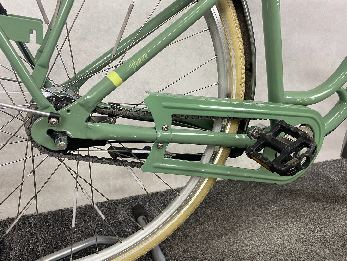 Bicycles Genua Wave