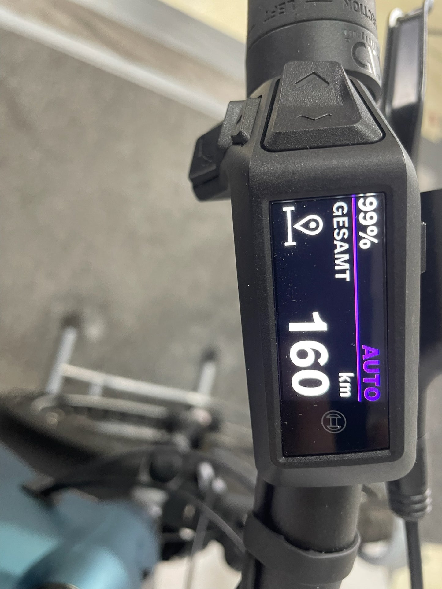 Cube Kathmandu Hybrid ONE 750