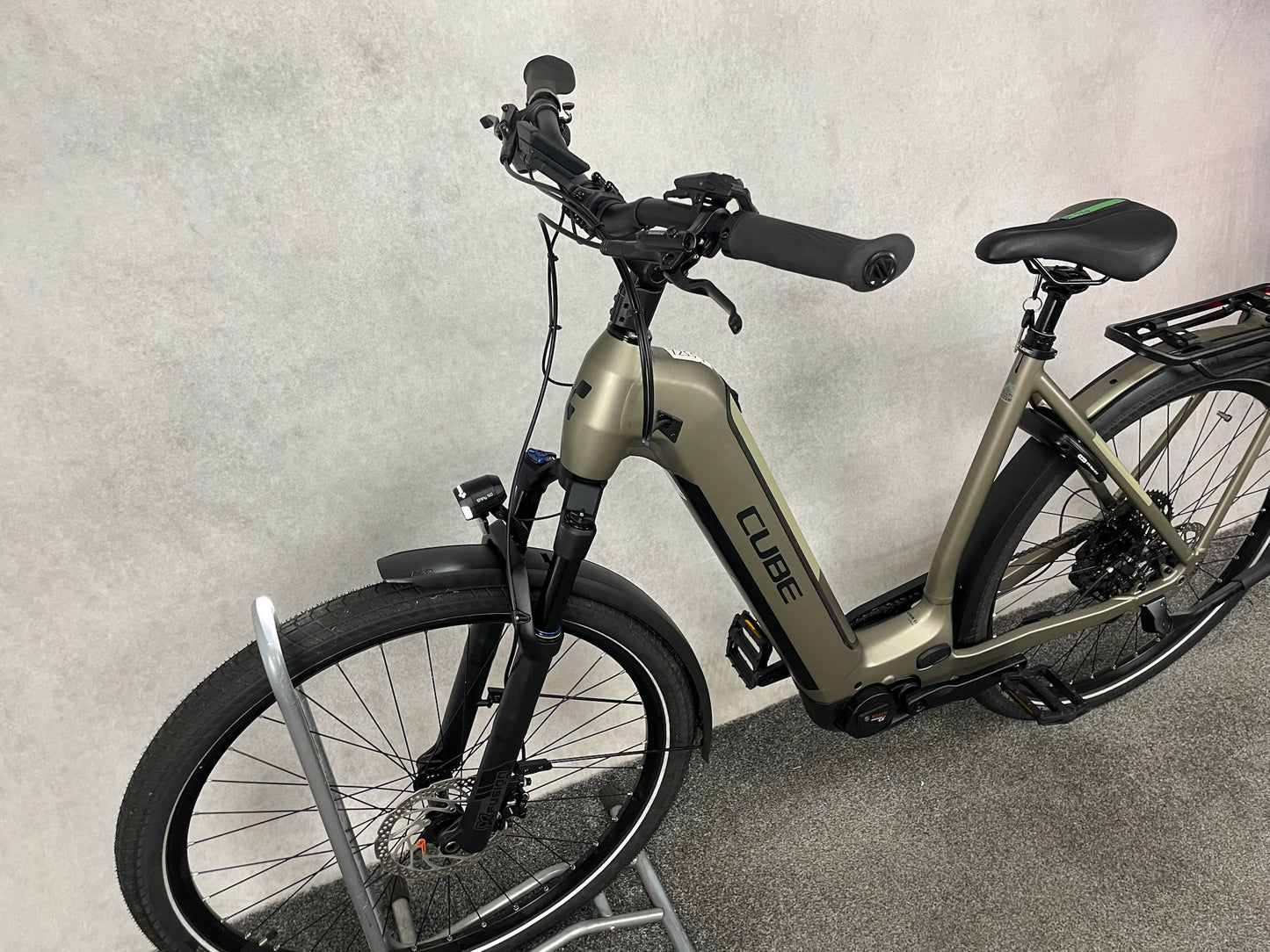 Cube Kathmandu Hybr. Pro 750