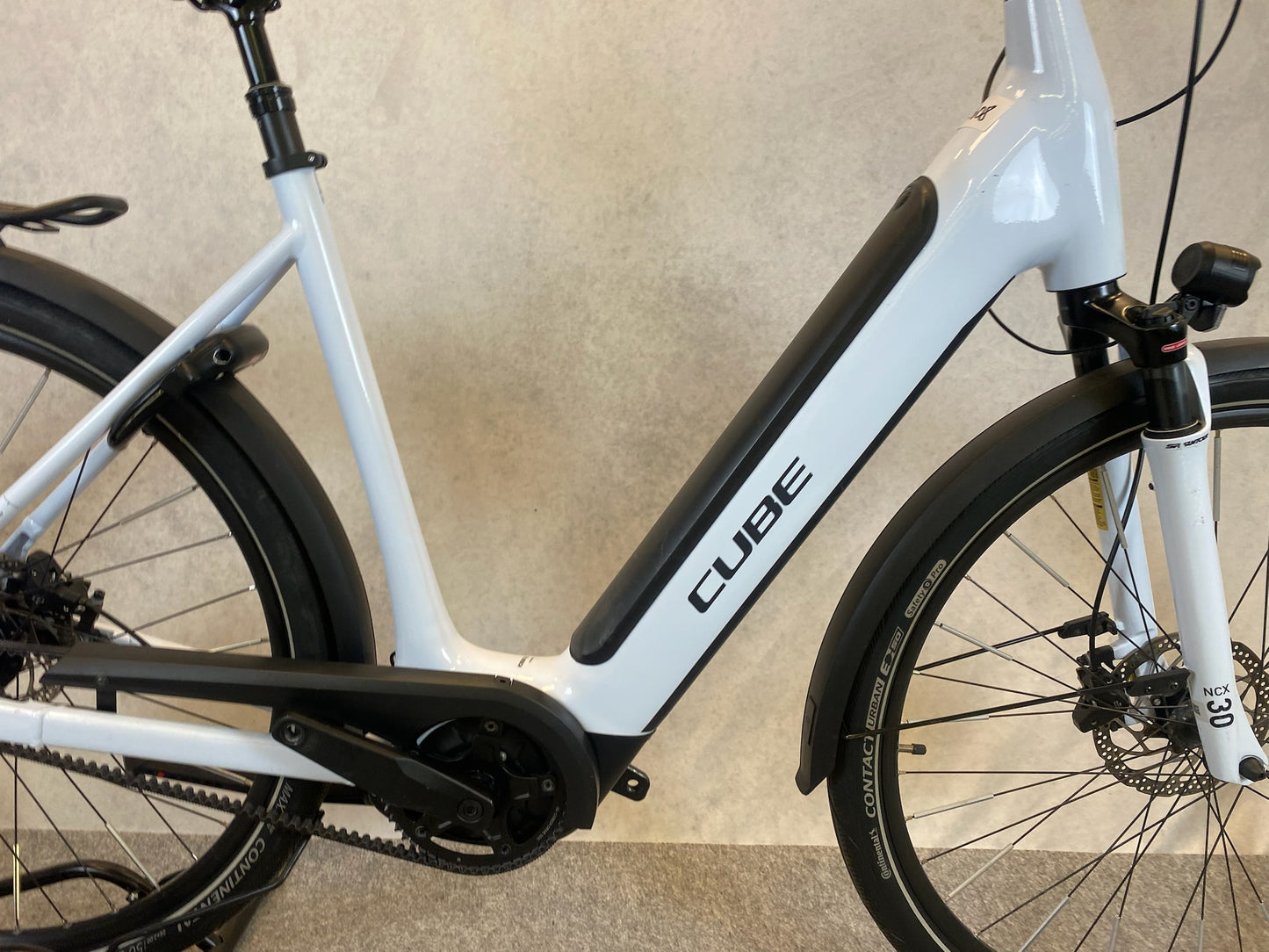 Cube Supreme Hybrid EXC 625