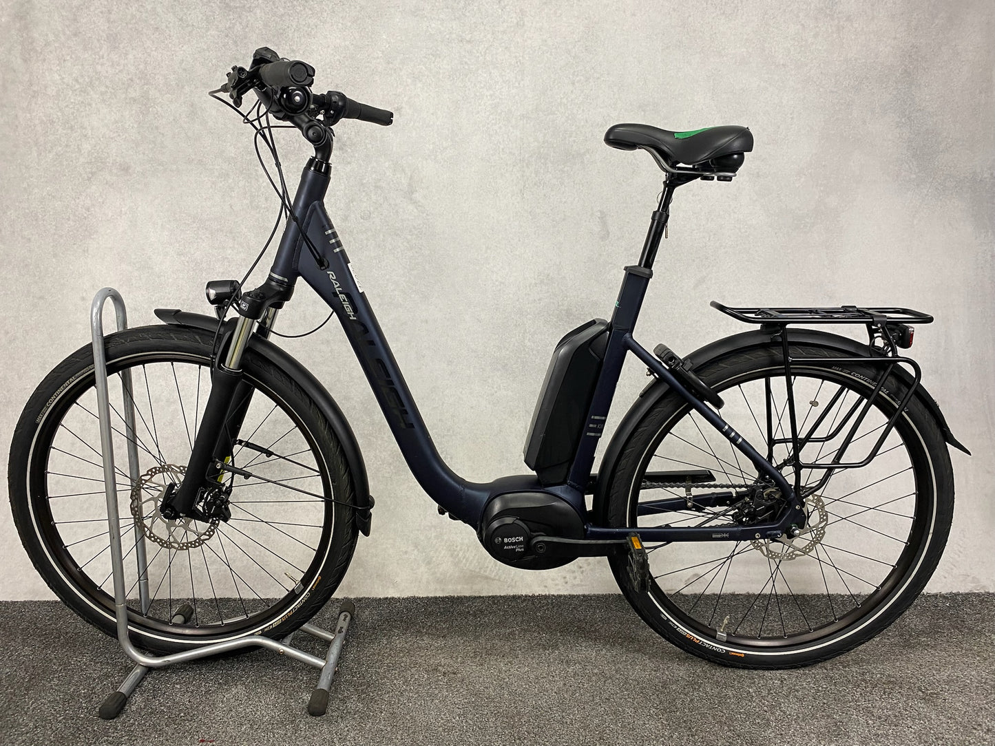 Raleigh Kingston 8