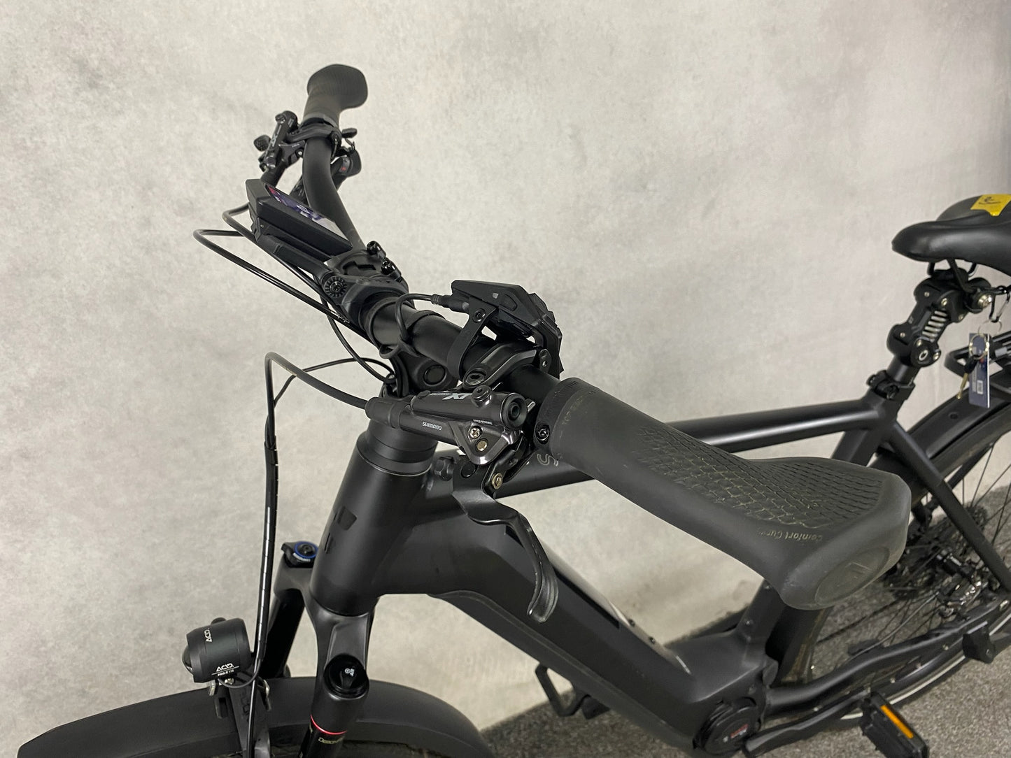 Cube Kathmandu Hybrid SLT 750