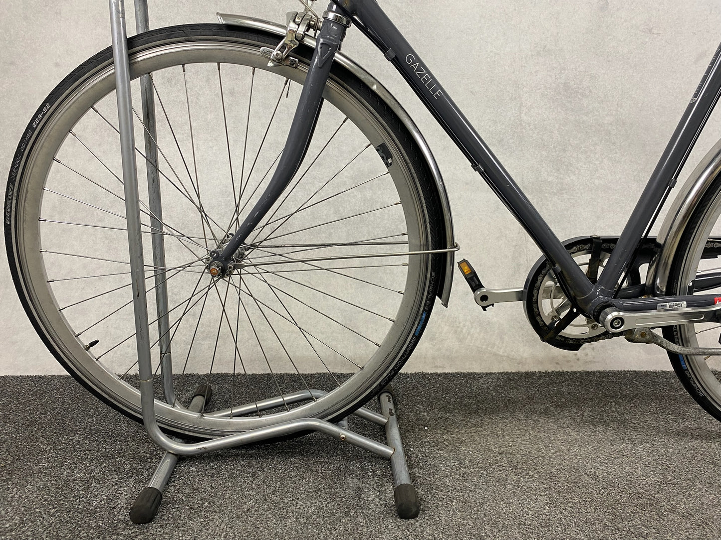 Gazelle Van Steel