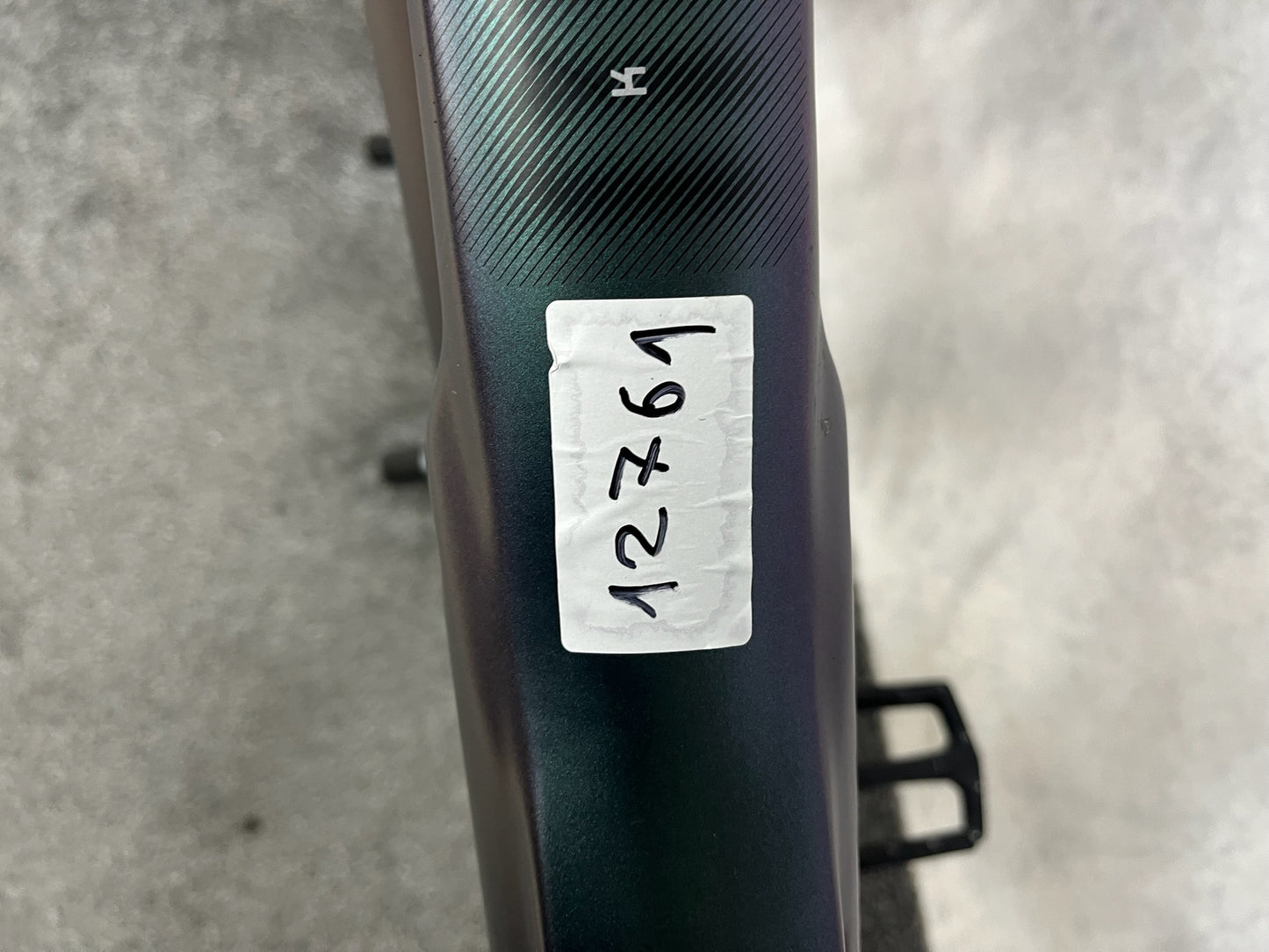 KTM MACINA KAPOHO ELITE Diamant space galaxy matt (grey+black) 48 cm (27,5") - L 2024
