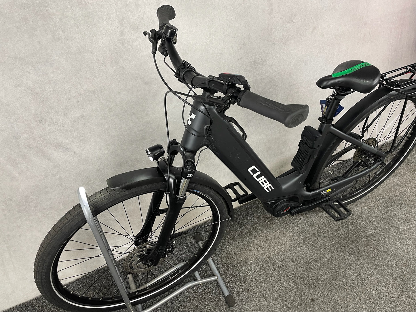 Cube Touring Hybrid One 625 Wave