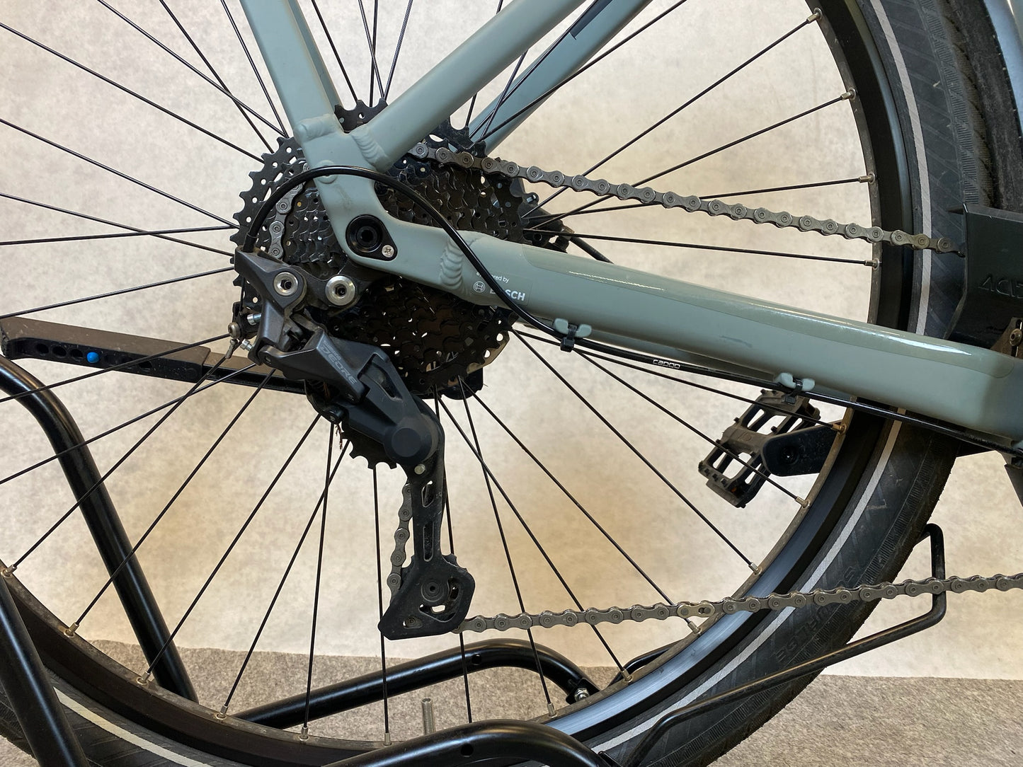 Cube Kathmandu Hybrid ONE 750