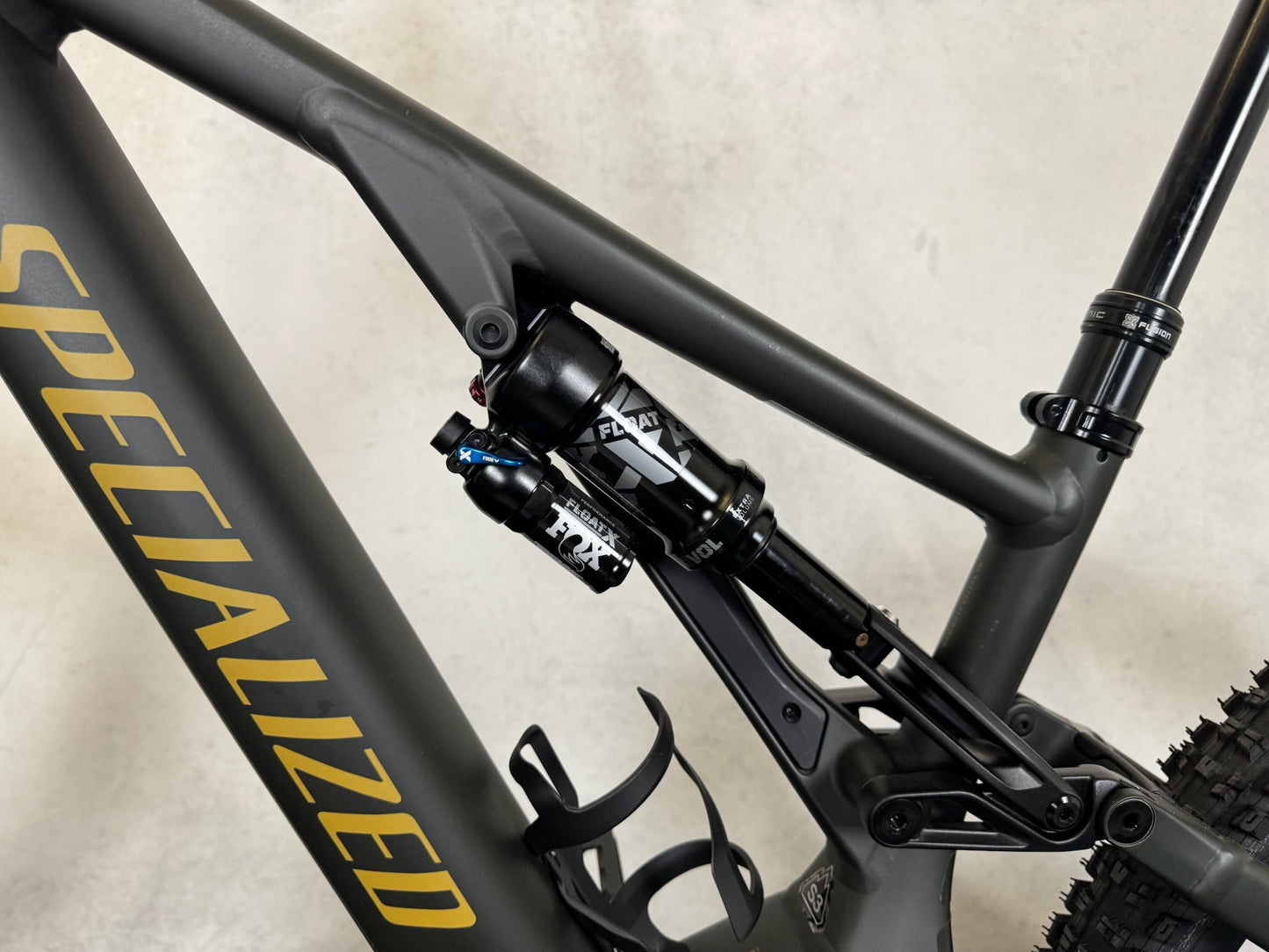 Specialized Levo Comp Alloy