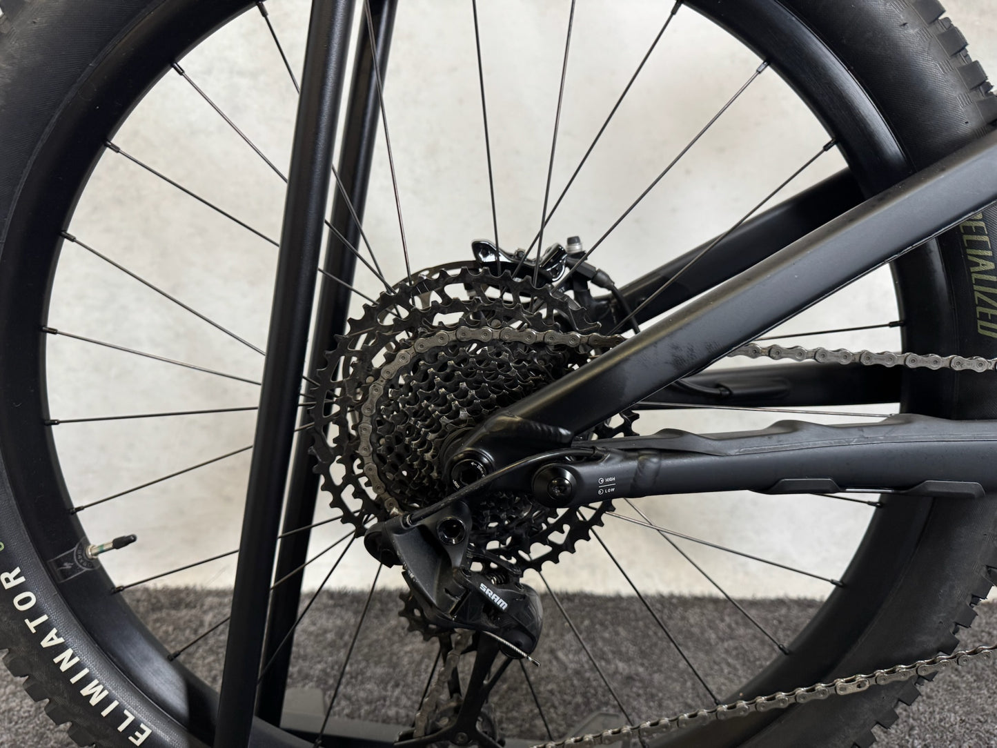 Specialized Levo Base S4