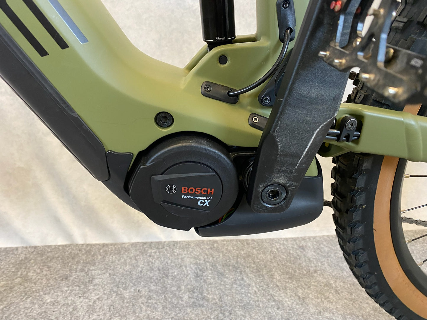 CUBE Stereo Hybrid 160 HPC Race 750
