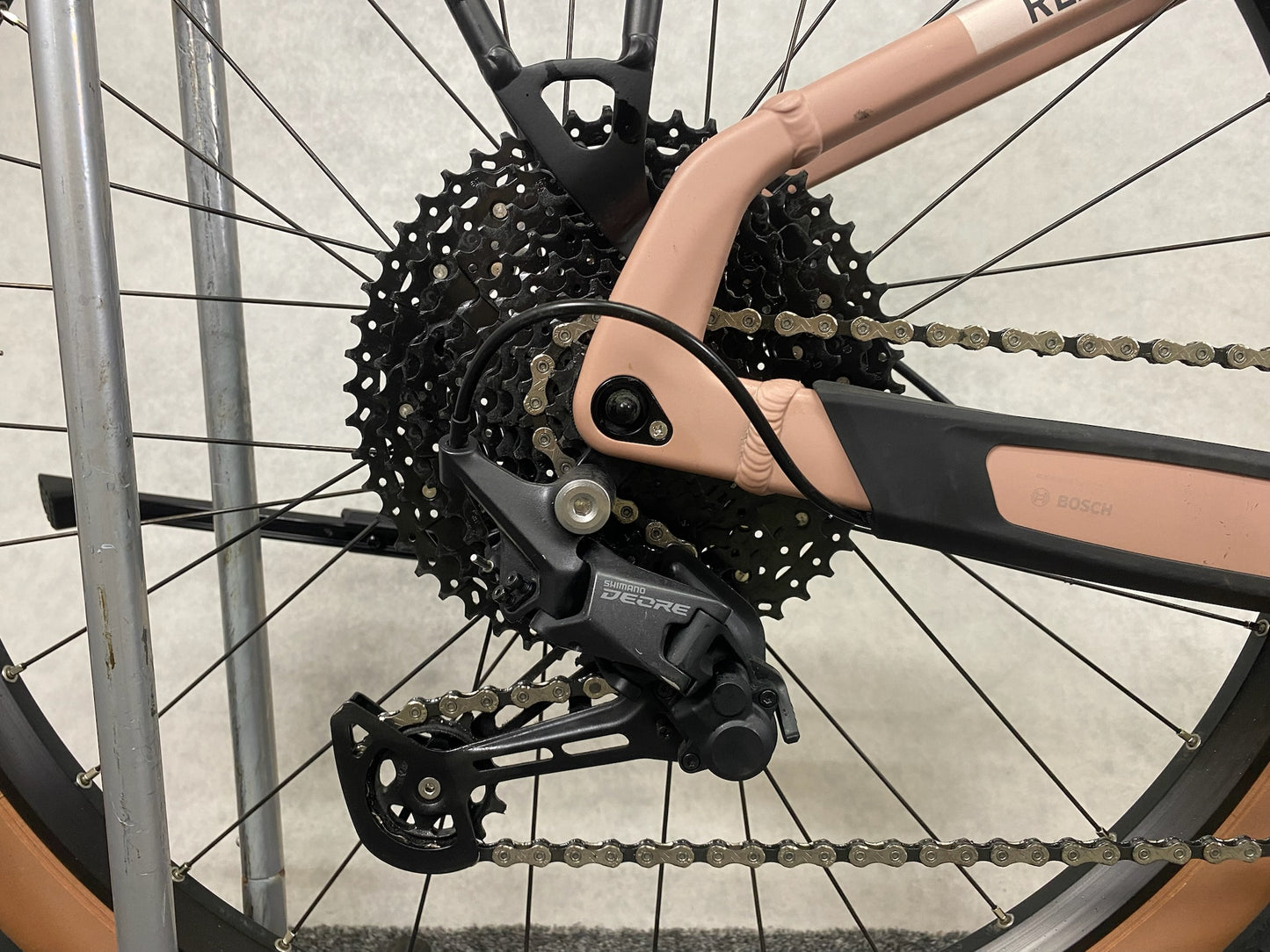 Cube Reaction Hybrid Pro 625