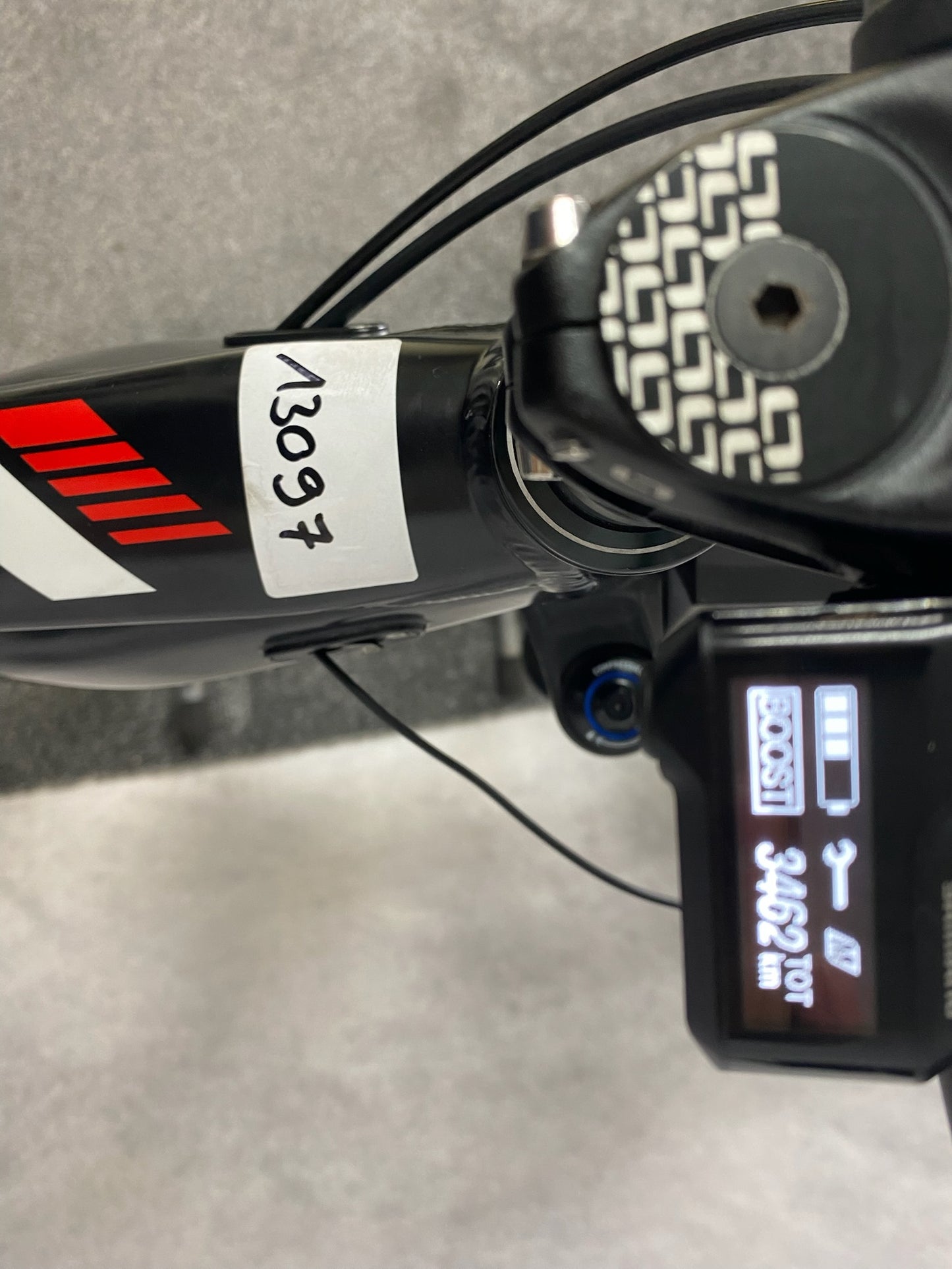 Mondraker Thundra 29