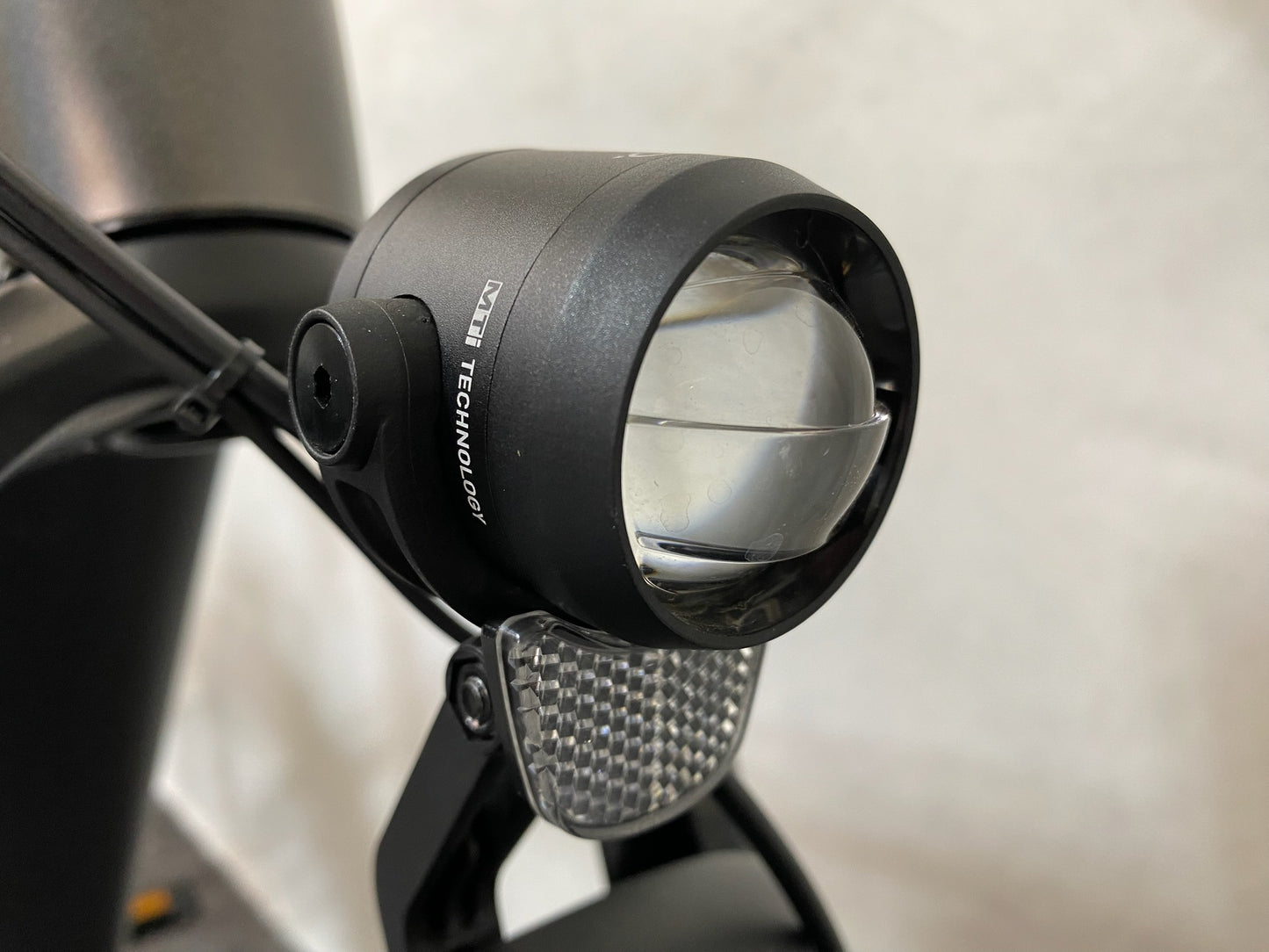 Cube Kathmandu Hybrid SLT 750