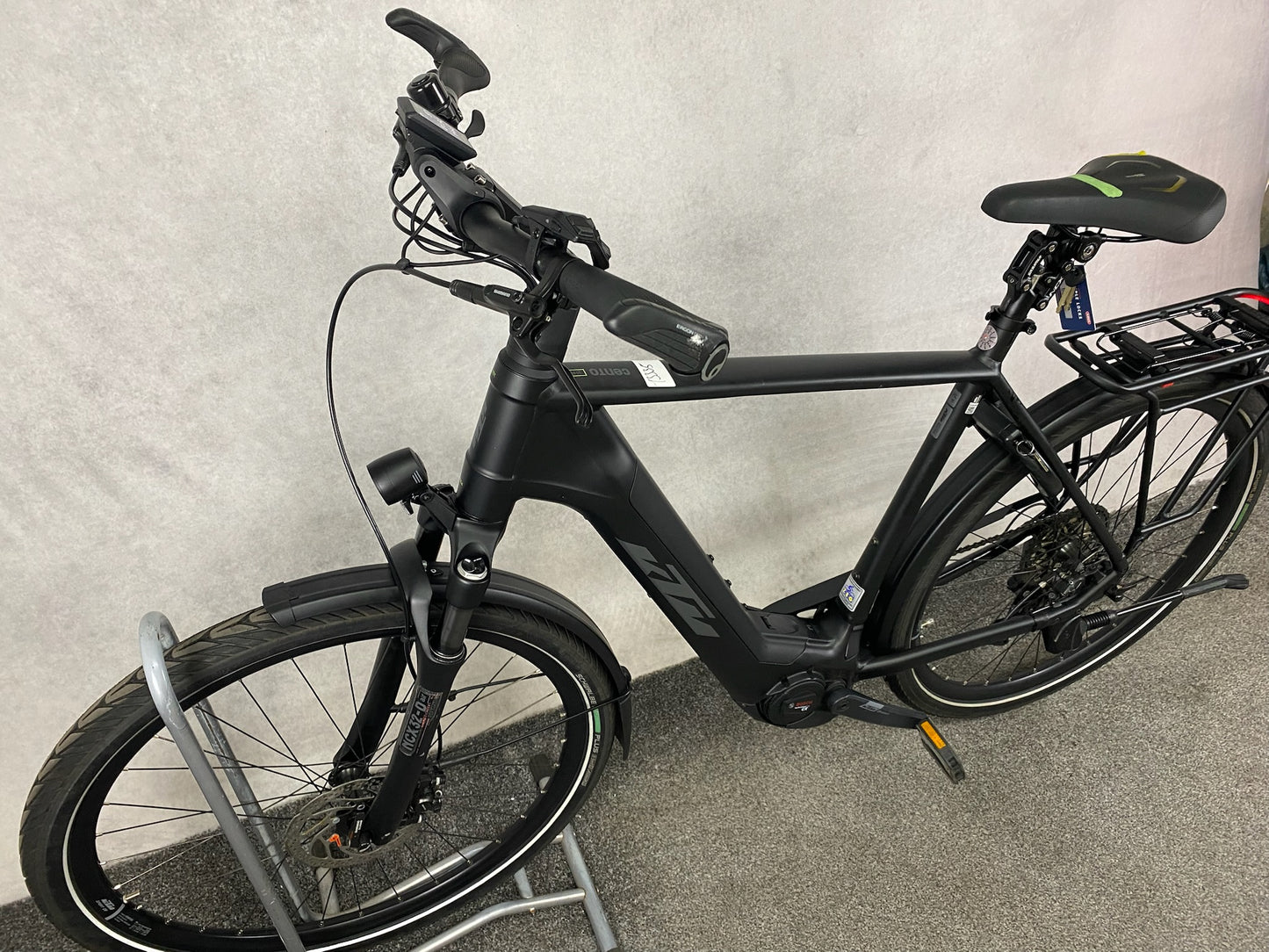 KTM Cento 10 Plus