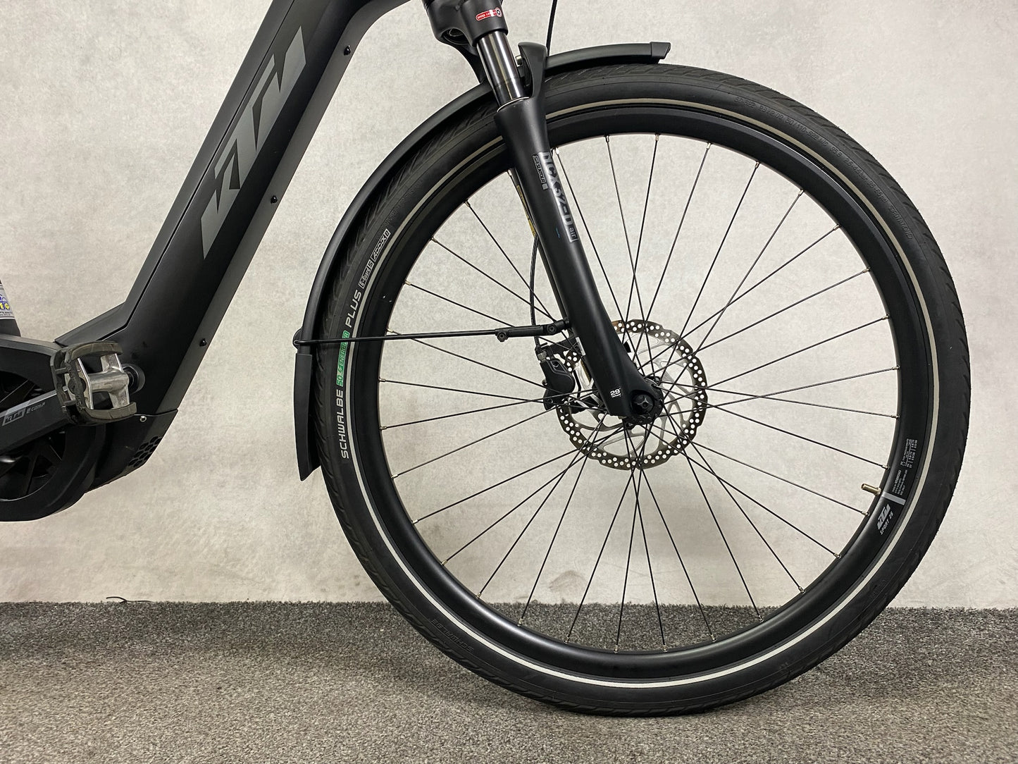 KTM Cento 10 Plus