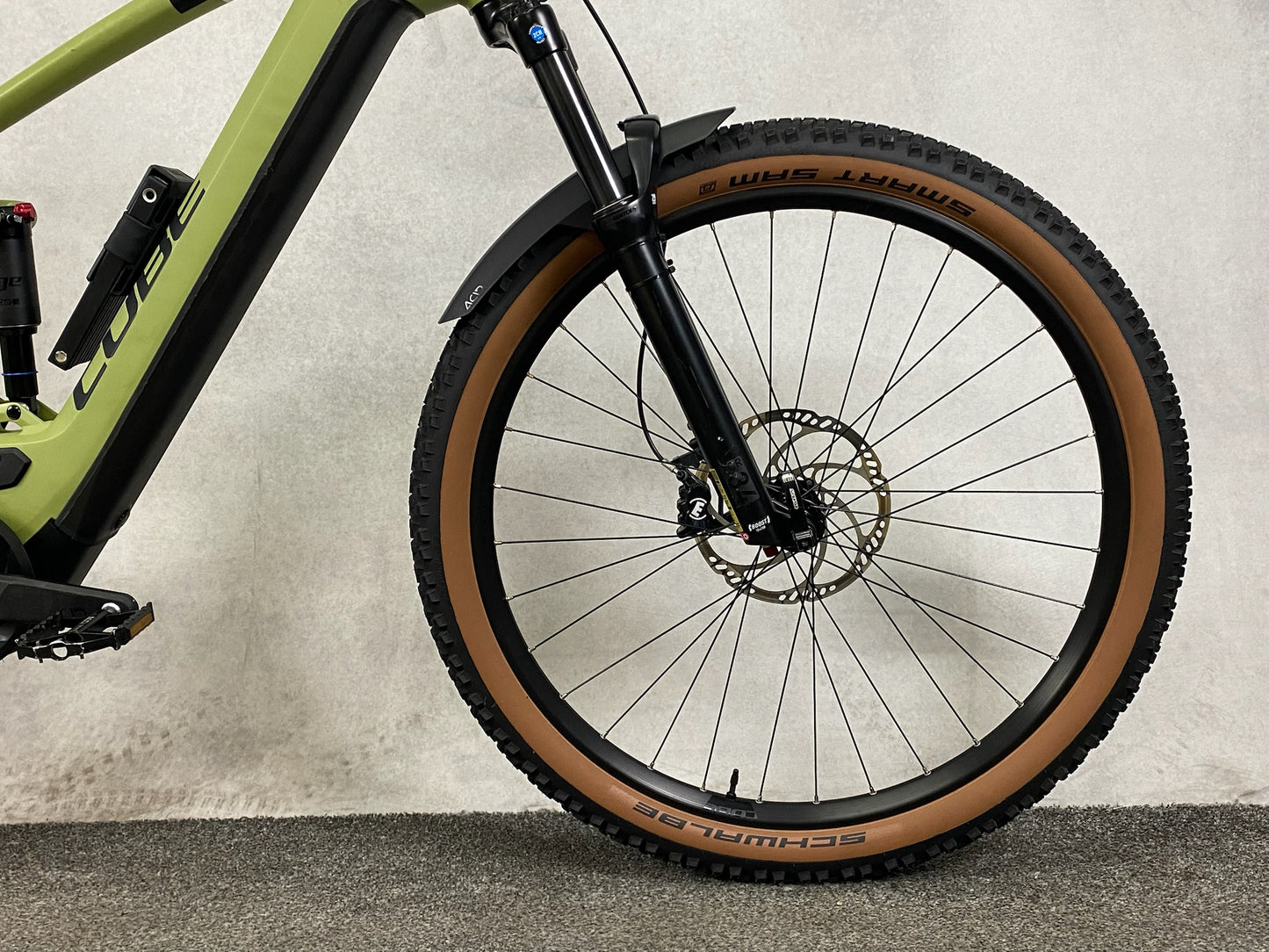 Cube Stereo Hybrid 120 ONE