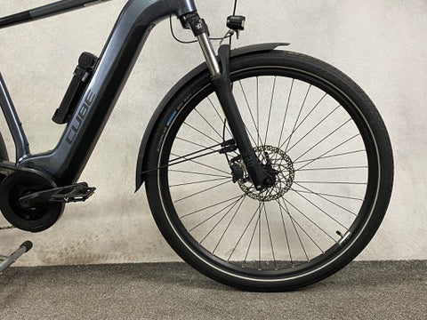 Cube Touring Hybrid Pro 625