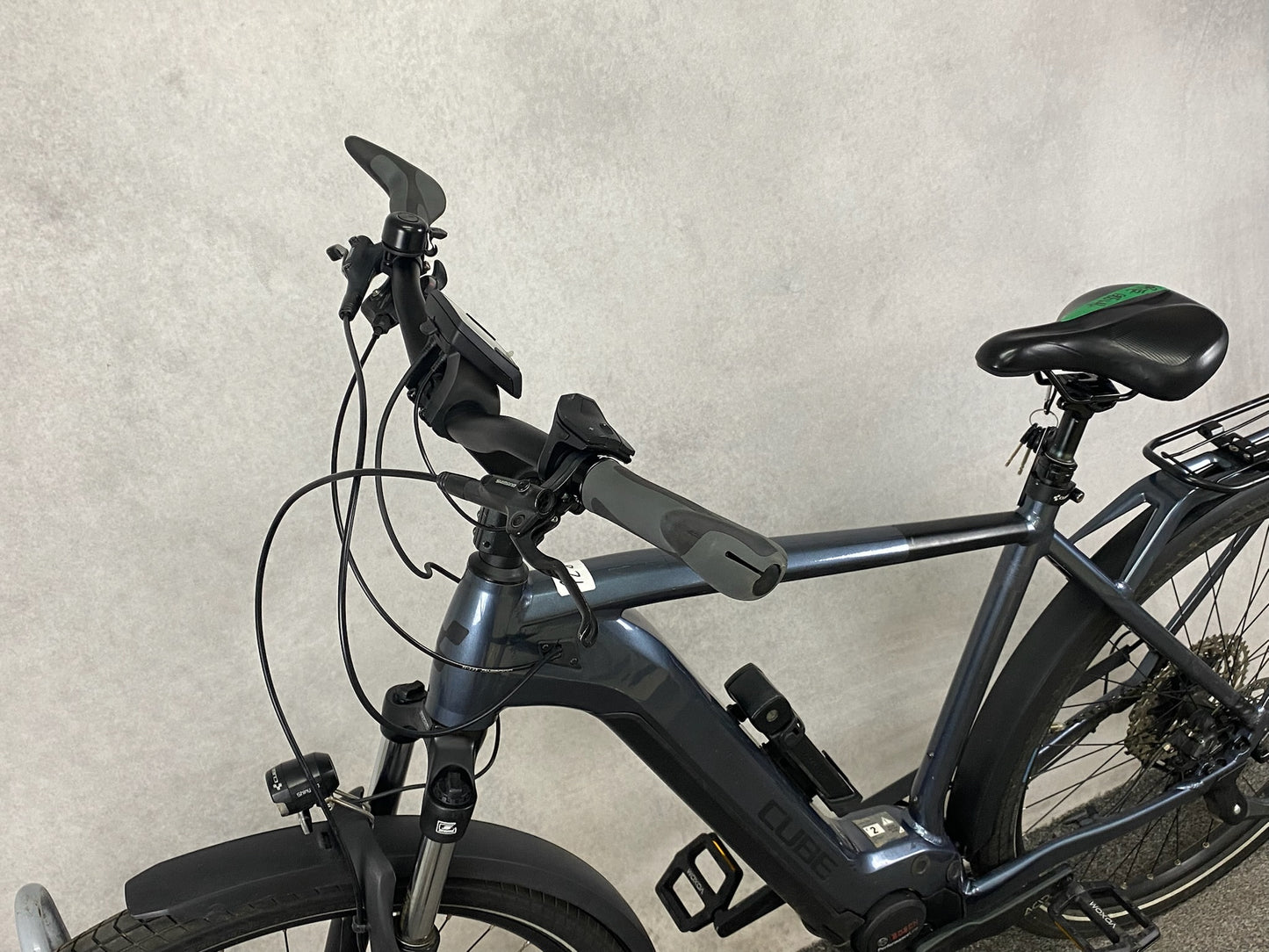 Cube Touring Hybrid Pro 625