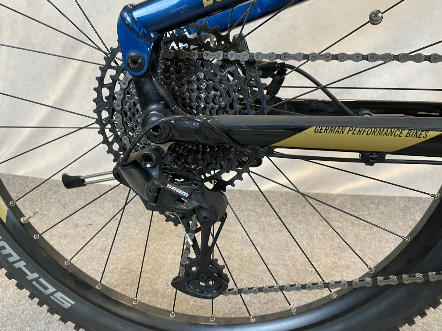 R Raymon FullRay E-Nine 8.0