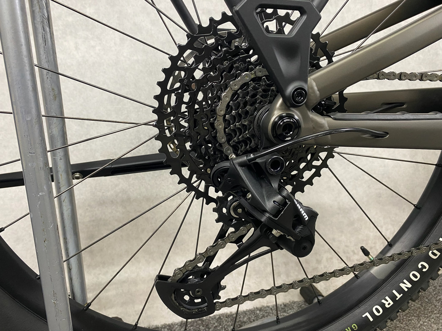 Specialized TERO X 4.0 29 NB GUN/WHTMTN XL