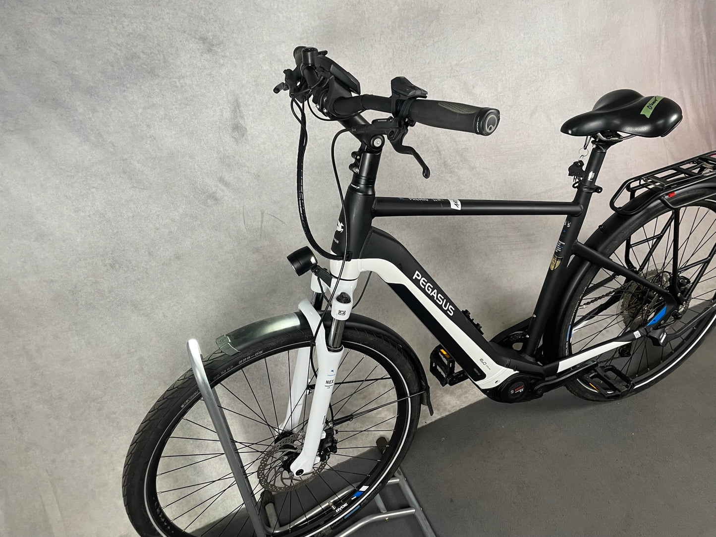 Pegasus Premio EVO 10 Lite