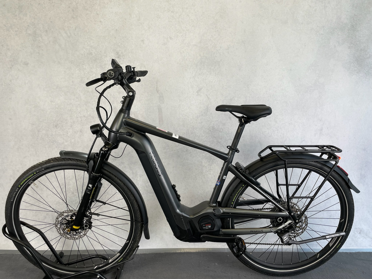 Pegasus Premio Evo 10 ABS