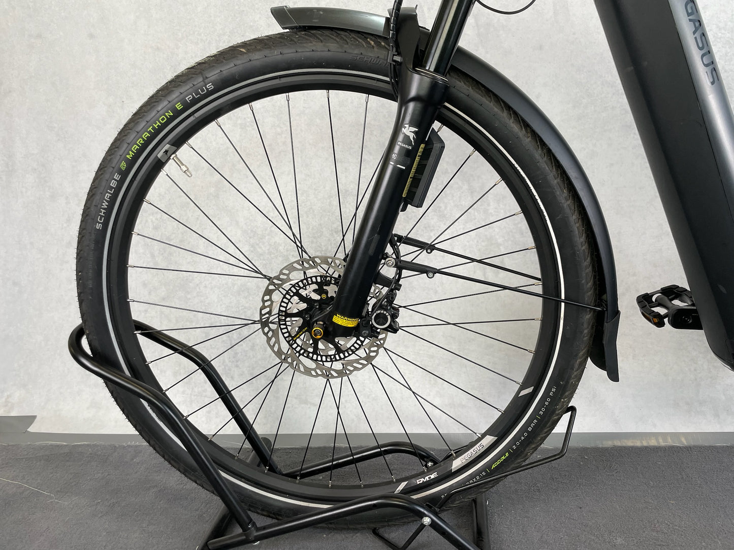 Pegasus Premio Evo 10 ABS