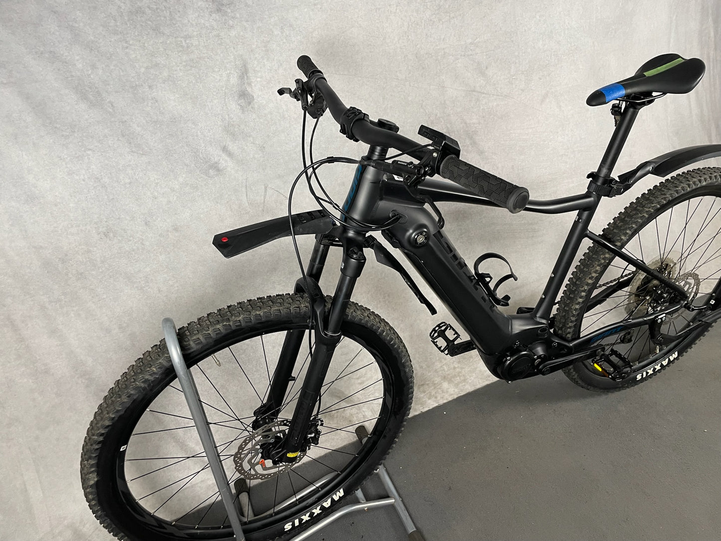 Giant Fathom E+2