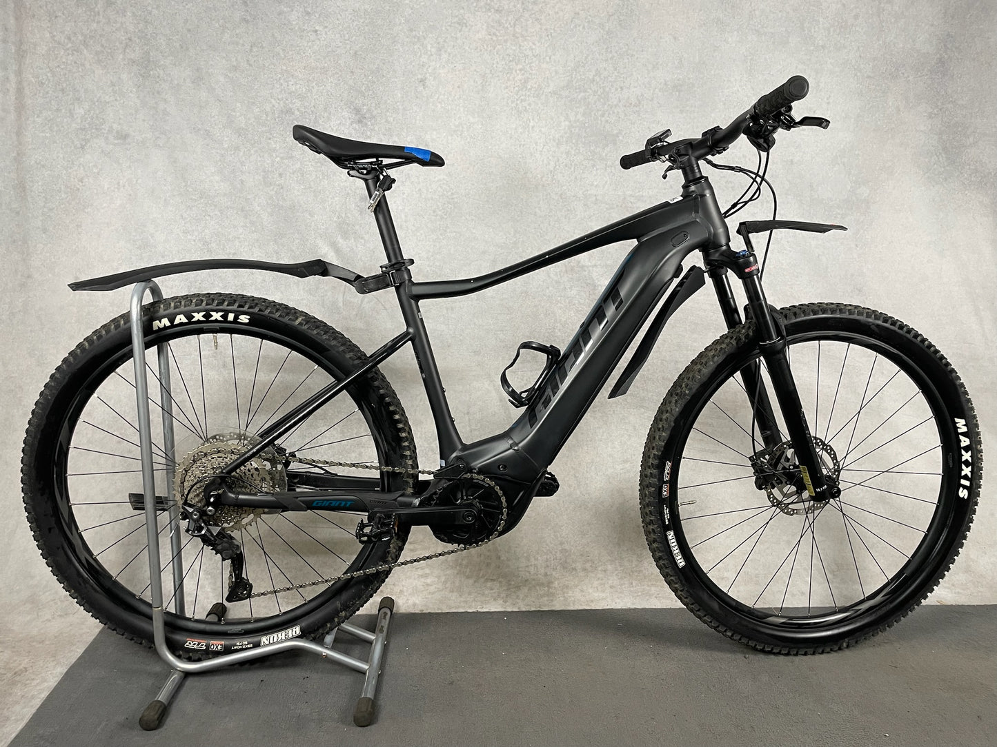 Giant Fathom E+2