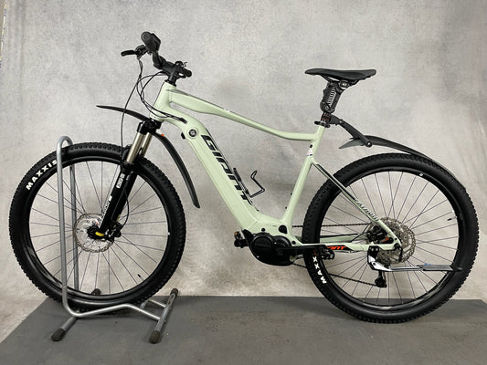 Giant Fathom E+2