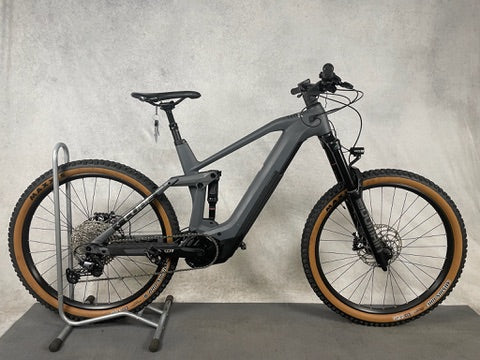 Cube Stereo Hybrid 160 HPC Race 625 27.5