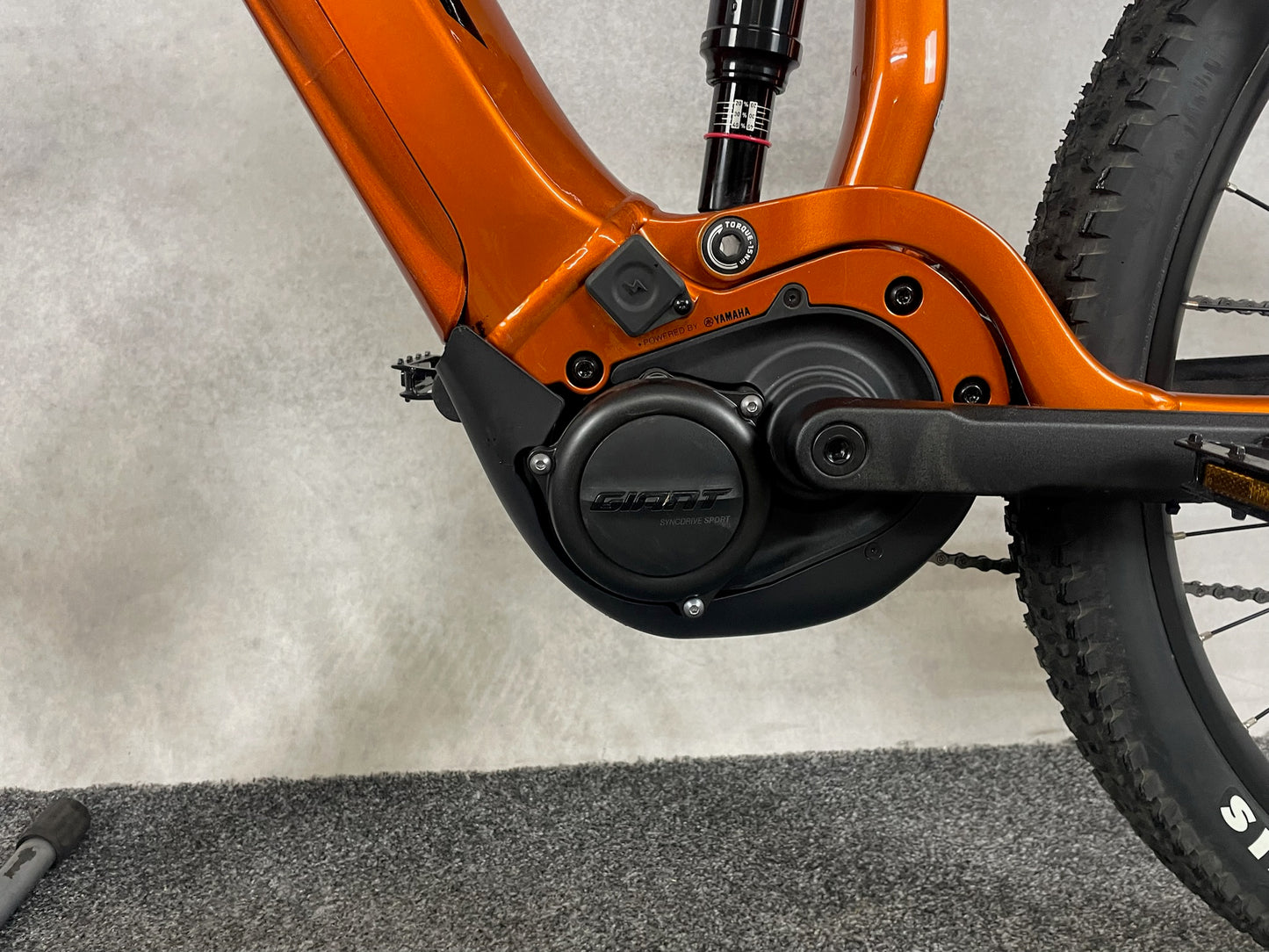 Giant Stance E+ 2 500