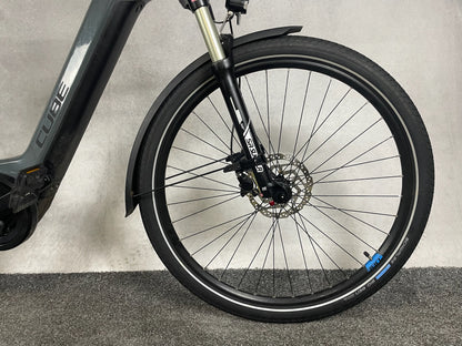Cube Touring Hybrid One