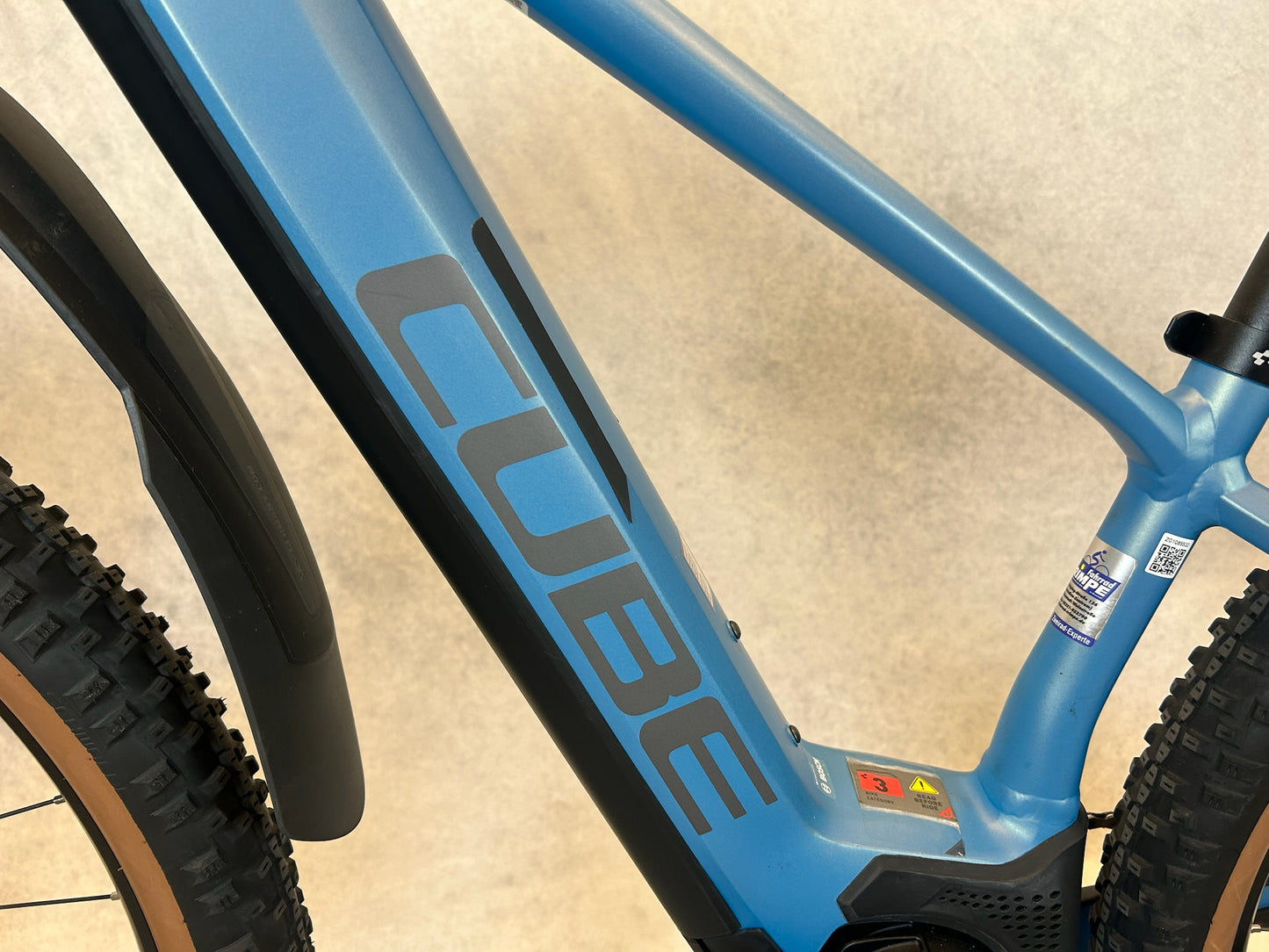 Cube Reaction Hybrid SL 625