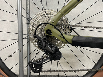 Cube Reaction Hybrid Race 750