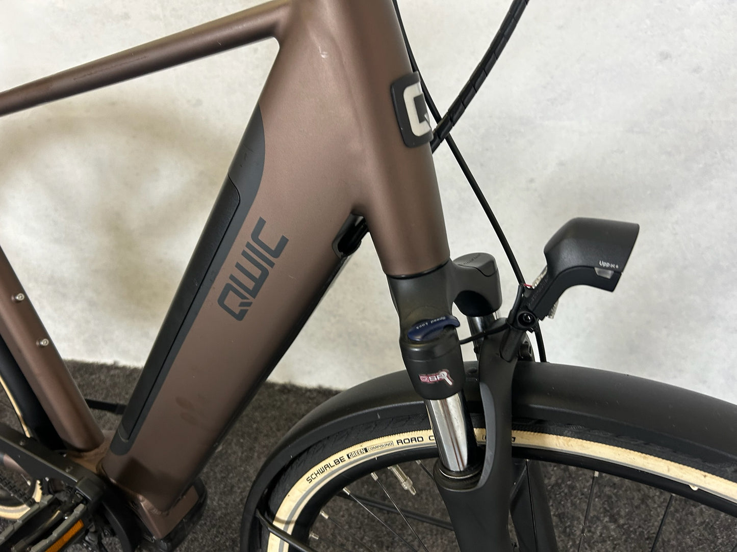 Qwic PREMIUM i MN7+ BELT Akku 540Wh / Diamant / Walnut Brown