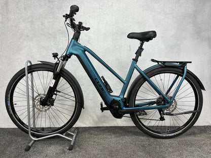 Cube Kathmandu Hybrid ONE 750