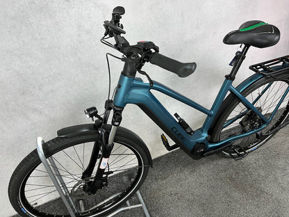 Cube Kathmandu Hybrid ONE 750