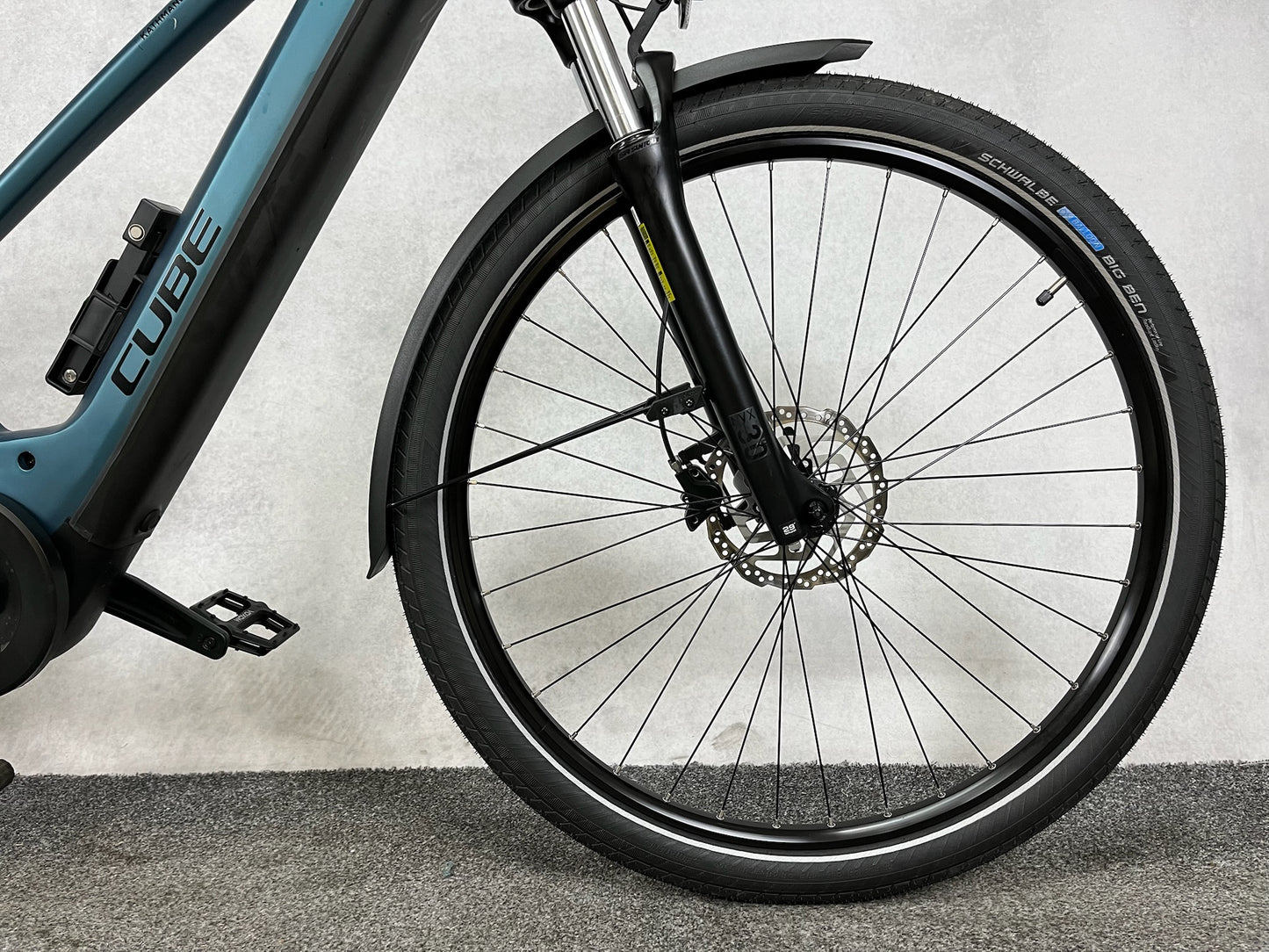 Cube Kathmandu Hybrid ONE 750