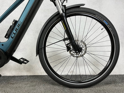 Cube Kathmandu Hybrid ONE 750