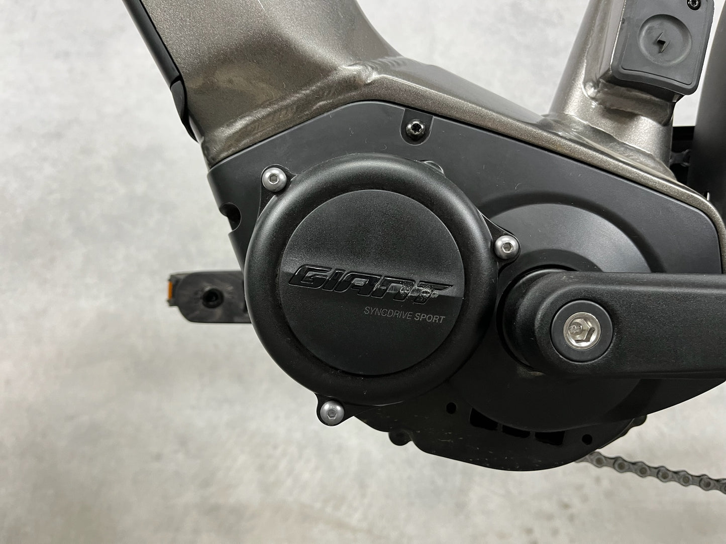 Giant DailyTour E+ 2 D GTS space gray