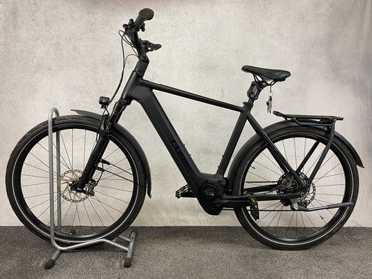 Cube Kathmandu Hybrid SLT 750