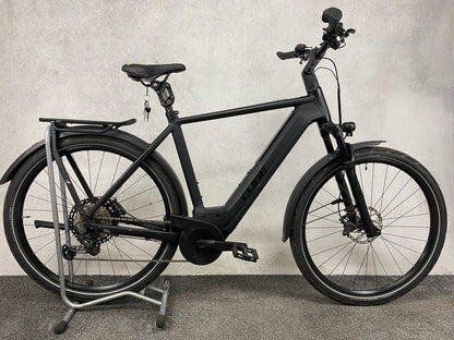 Cube Kathmandu Hybrid SLT 750